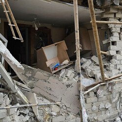 Росіяни зруйнували житловий будинок в Херсоні, загинула жінка - Події